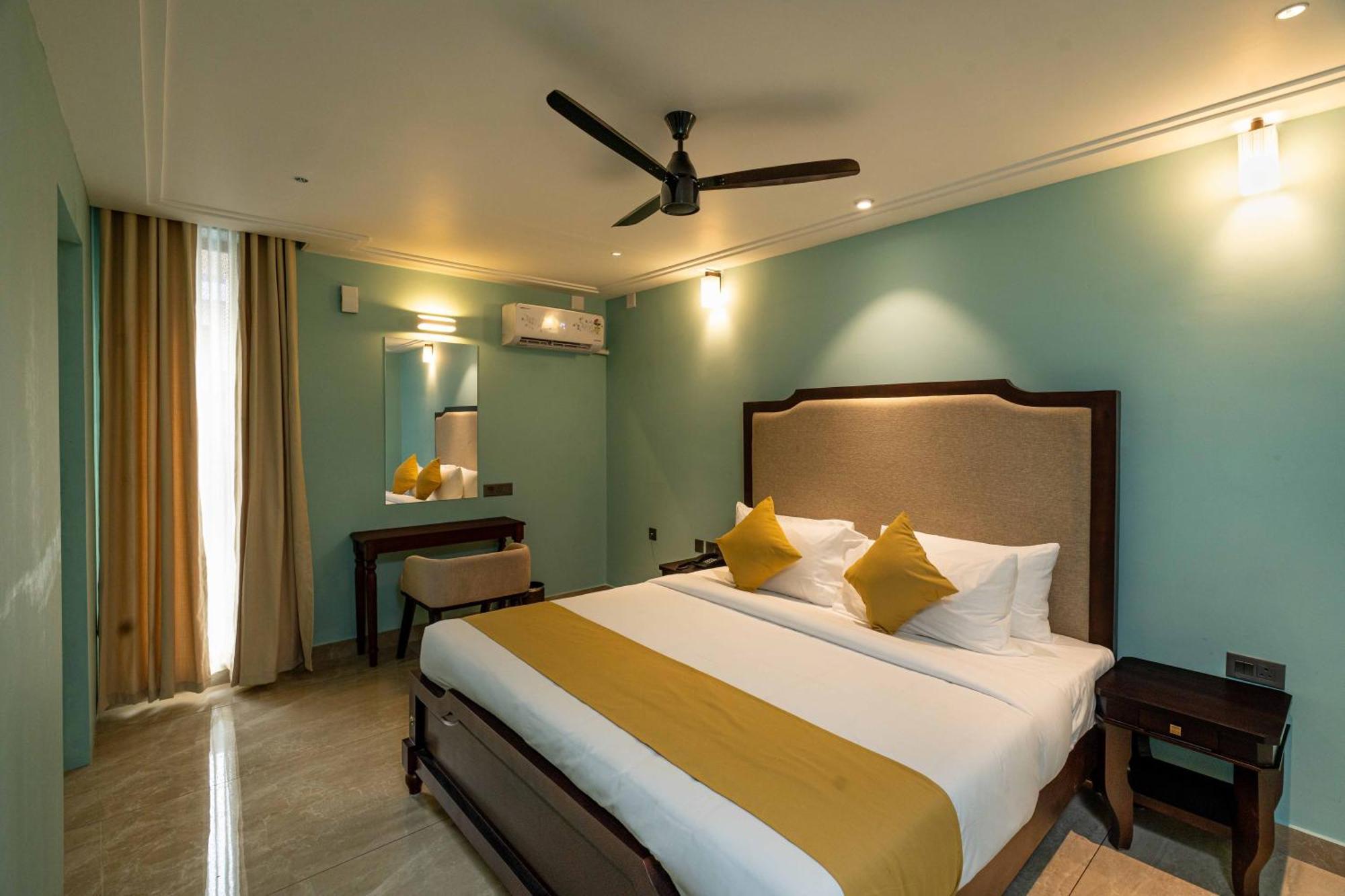 Court 11 By Dimora Hotel Kochi Exterior foto