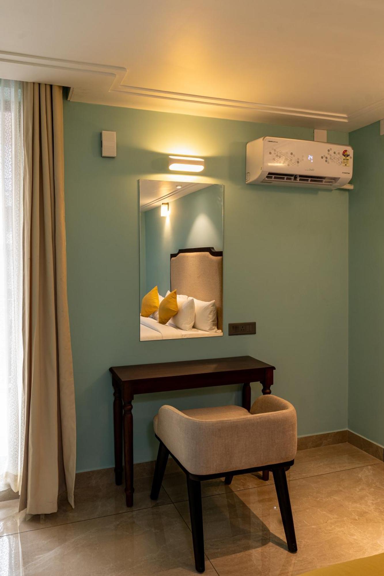 Court 11 By Dimora Hotel Kochi Exterior foto